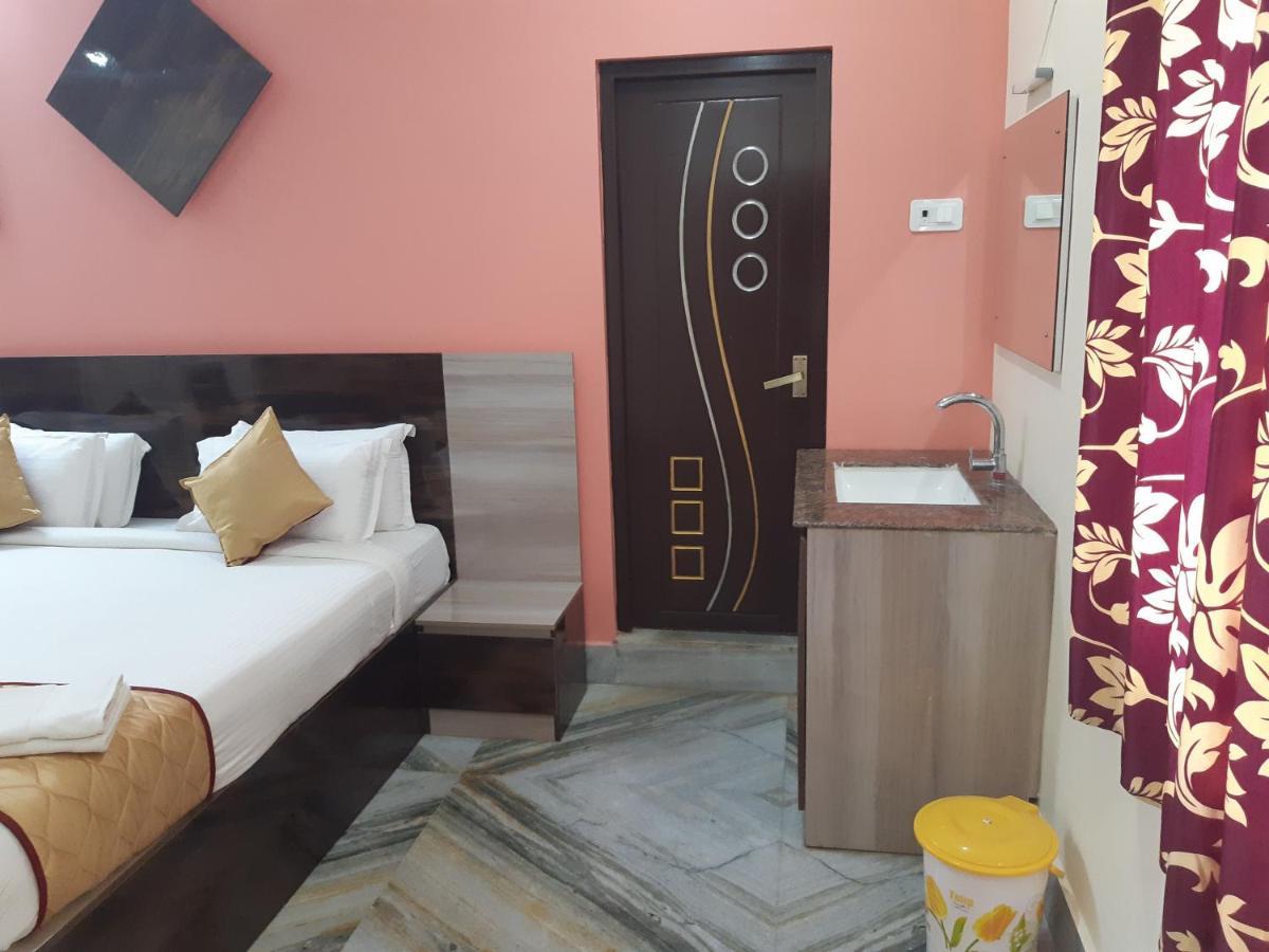 Devansh Bhanu Residency Dbr Srikalahasti Exterior foto