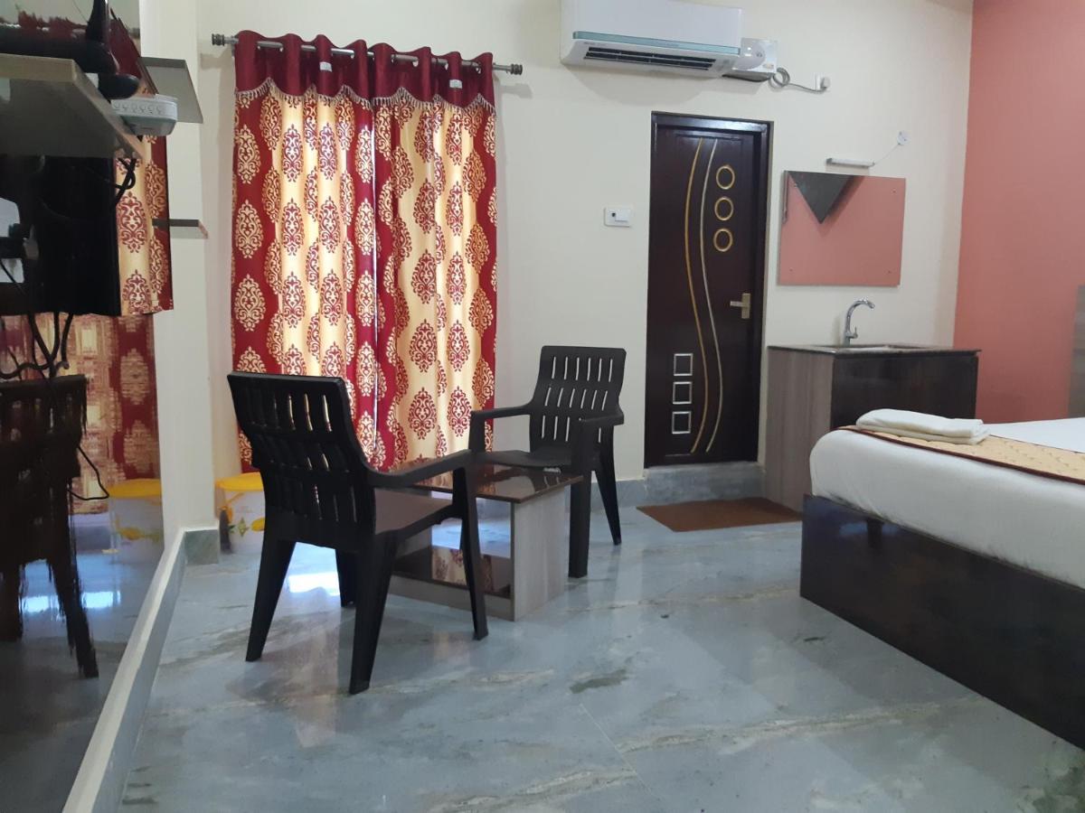 Devansh Bhanu Residency Dbr Srikalahasti Exterior foto